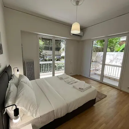 Modern Flat Close To The Beach-ground Floor Athens