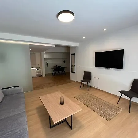 Modern Flat Close To The Beach-ground Floor Apartment